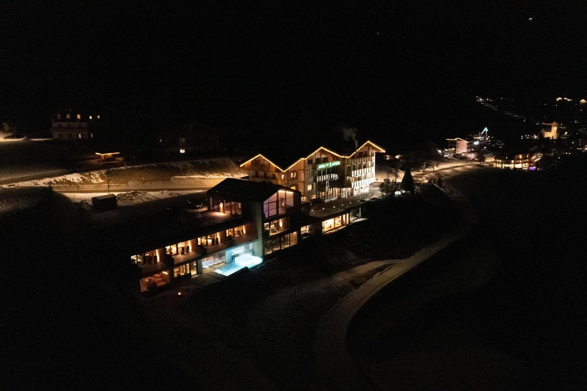 Hotel Latemar Soraga di Fassa Exterior foto