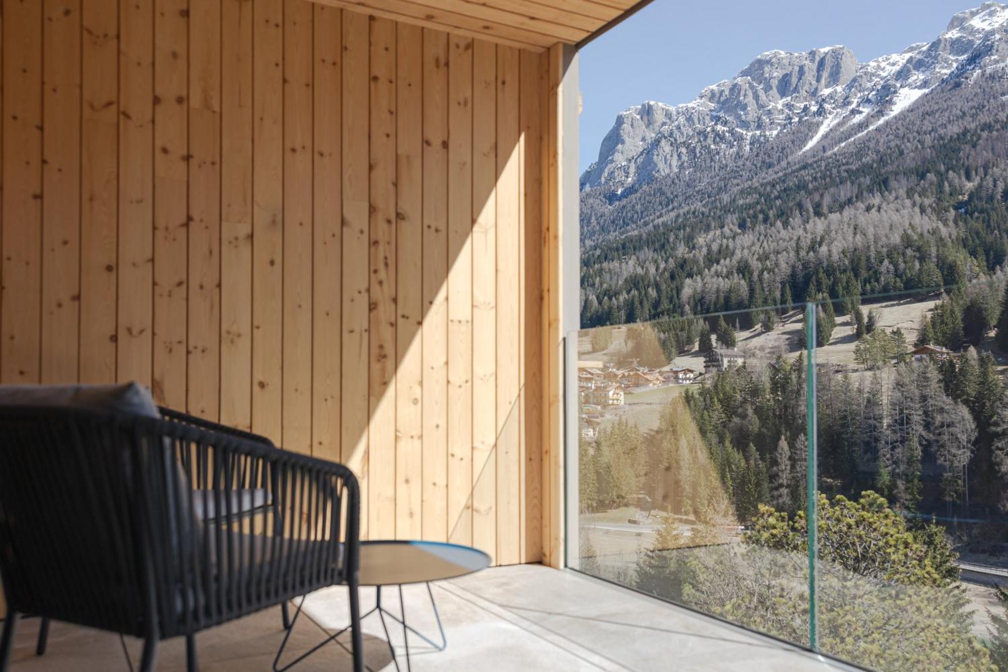 Hotel Latemar Soraga di Fassa Exterior foto